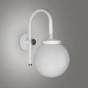 Luminaria externa curvada com globo AD 096