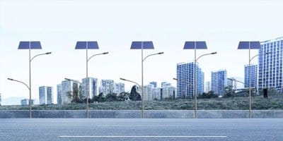 Conheça as vantagens do poste solar